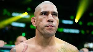 Alex Pereira champion UFC poids mi-lourds regard intense avant son combat poids lourds contre Cyril Gane