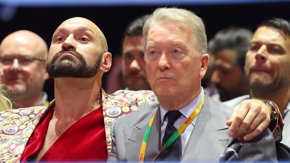 Frank Warren : le parrain de la boxe mondiale qui domine les poids lourds en 2026